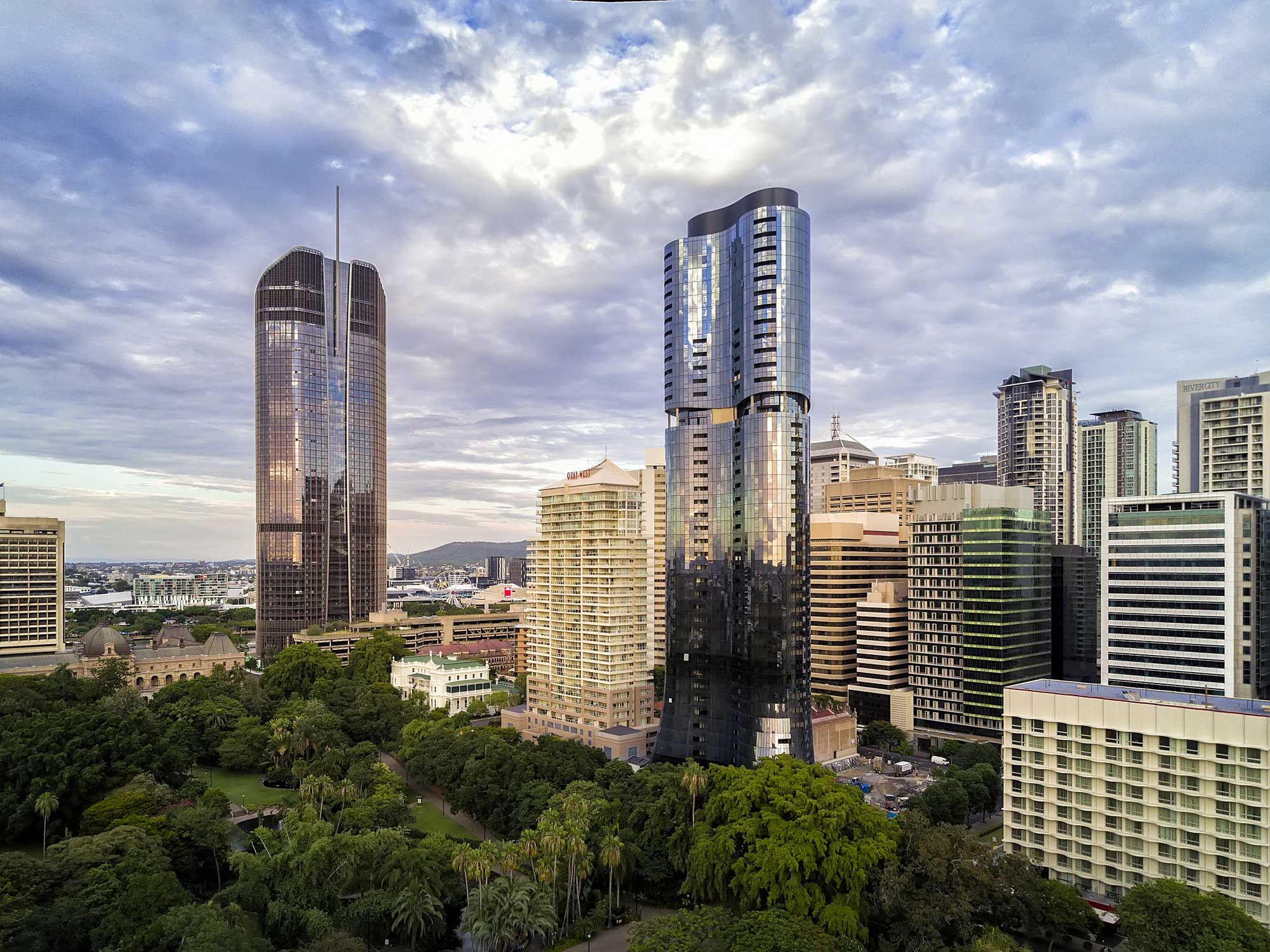 Brisbane prestige property photography by Phil Savory Photography