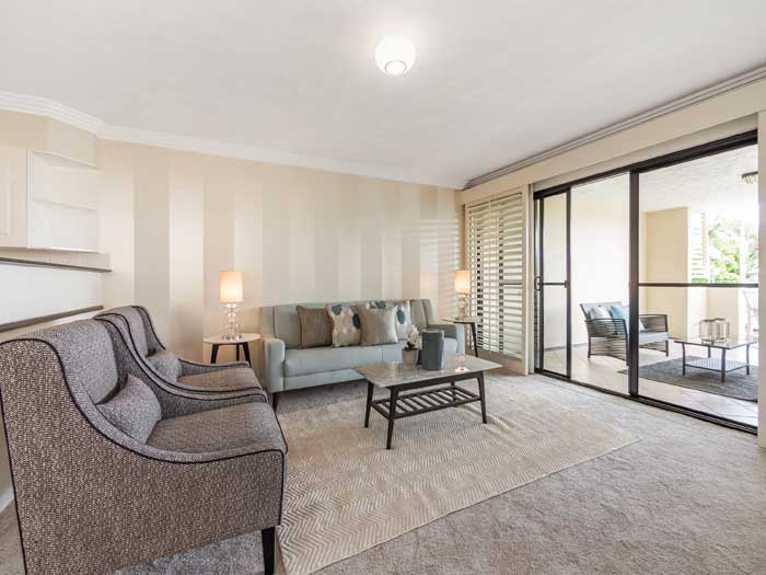 New Farm Apartment photography Brisbane Phil Savory - lounge to balcony