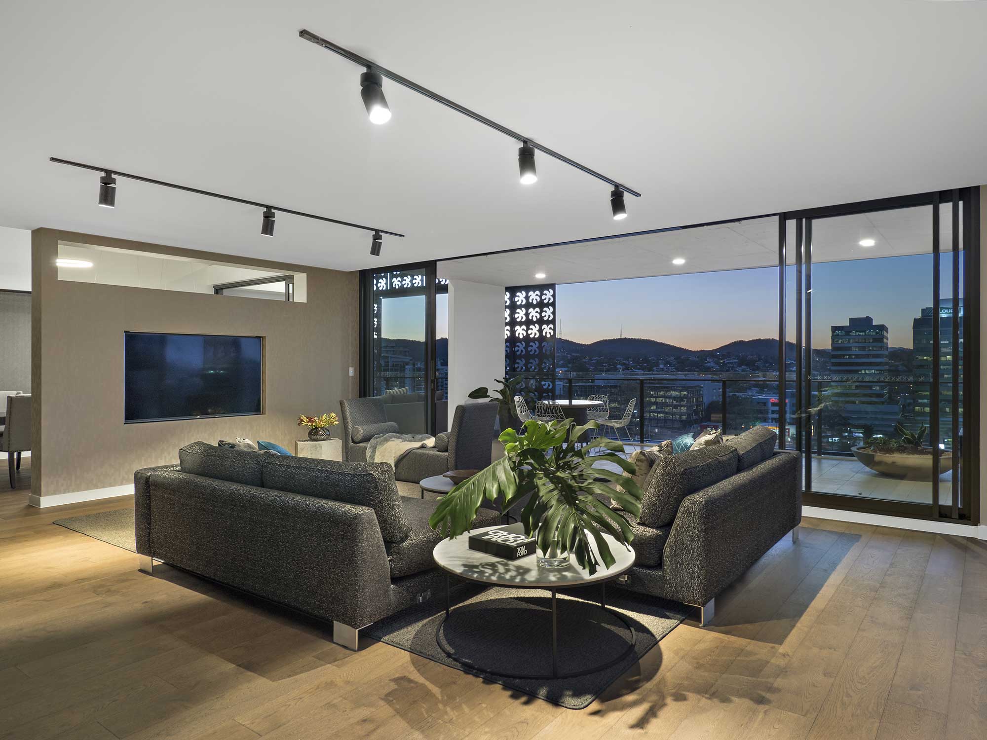 Sell the lifestyle the home has to offer Sell the lifestyle the home has to offer