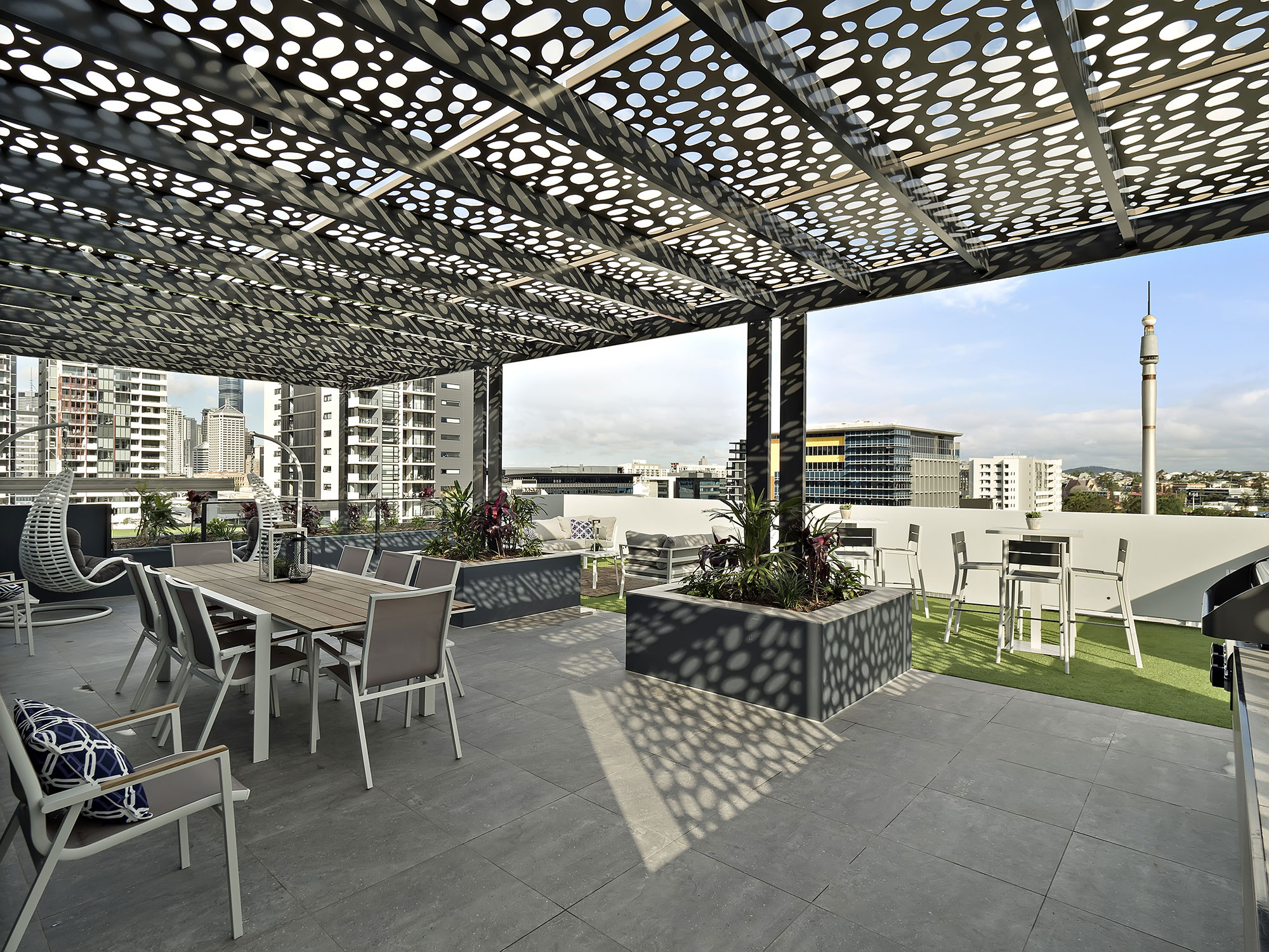 7 Manning St completion photography roof top entertaining area