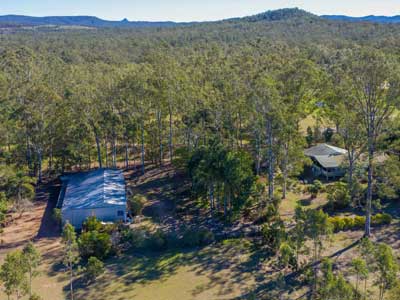 Acreage photography at 322 Mountain Ridge Rd South Maclean