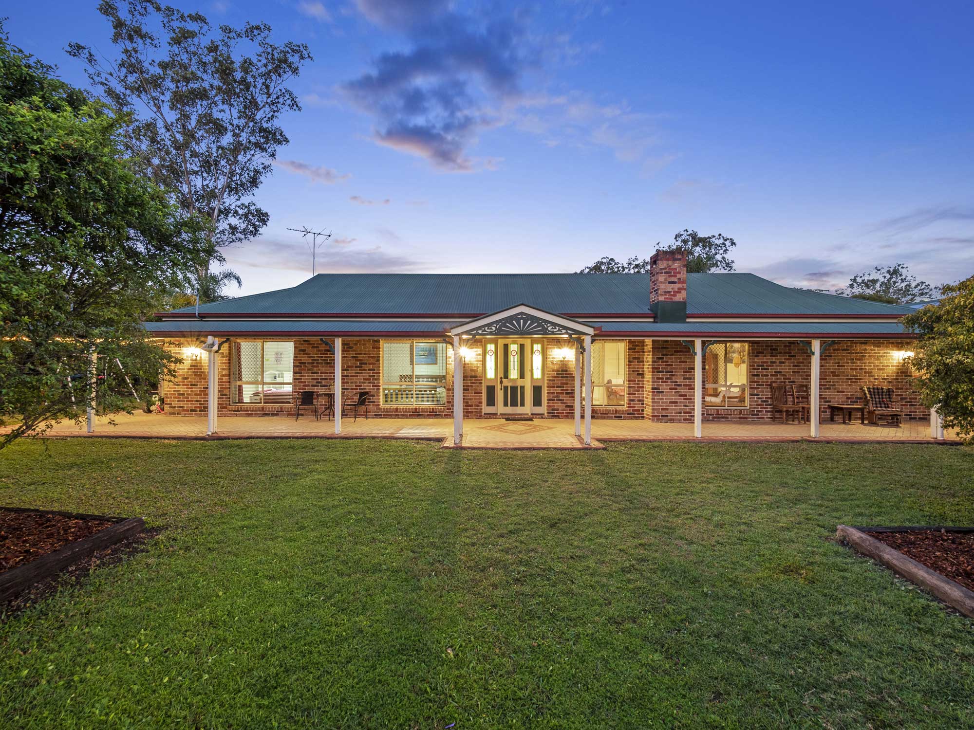 Acreage photography at 49 Holyman Court South Maclean