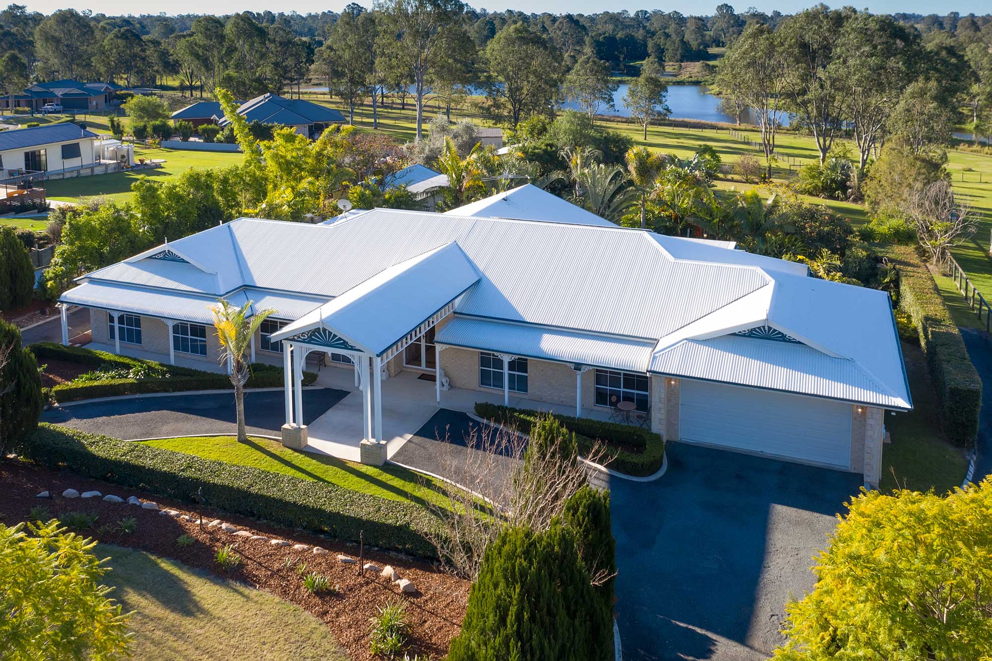 Acreage photography at St Covert Court Glen Logan Lakes, Jimboomba